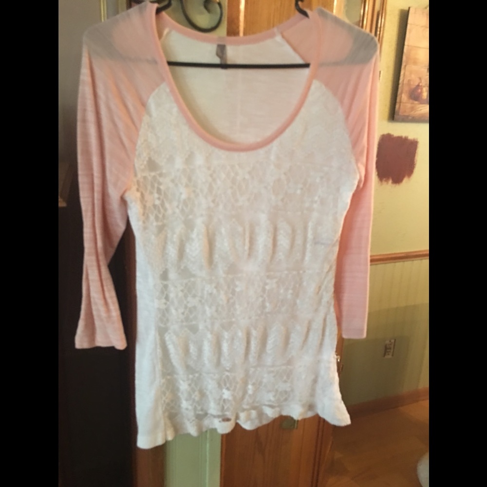 EUC Vanity shirt. Very cute